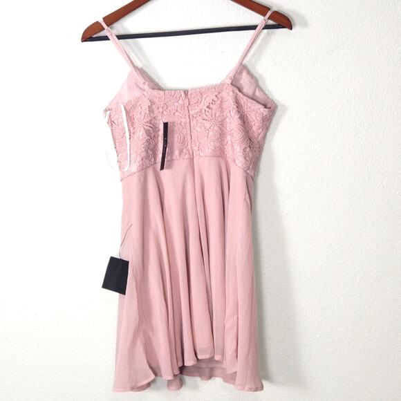 NEW Lulus Women’s Dress Pink Midi Romantic Feminine Lace Barbiecore Coquette S - Picture 2 of 9